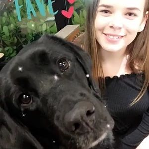 Meet your Posher, Danielle